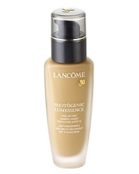 Master the light for a glowing smooth and refined complexion.Pure Luminous Perfection:Lancômes breakthrough PhotonicNetwork™, a unique association of coated pigments and micro-pearls, produces endless radiance from within. Fine lines, pores and imperfections visibly vanish for pure luminous perfection. Visibly Refined Smooth Complexion:Silky soft texture glides on to visibly refine skins surface for a smooth even complexion. Exclusive Aqua-Catch Complex™ locks in moisture for up to 24 hours for all day hydration for a youthful complexion.Results:A photo-finished, smooth, even complexion illuminated from within. Flawless in any light. Moderate to Full Coverage. Radiant Finish.Oil Free. Non-Acnegenic. Master the light for a glowing smooth and refined complexion.Pure Luminous Perfection:Lancômes breakthrough PhotonicNetwork™, a unique association of coated pigments and micro-pearls, produces endless radiance from within. Fine lines, pores and imperfections visibly vanish for pure luminous perfection. Visibly Refined Smooth Complexion:Silky soft texture glides on to visibly refine skins surface for a smooth even complexion. Exclusive Aqua-Catch Complex™ locks in moisture for up to 24 hours for all day hydration for a youthful complexion.Results:A photo-finished, smooth, even complexion illuminated from within. Flawless in any light. Moderate to Full Coverage. Radiant Finish.Oil Free. Non-Acnegenic.