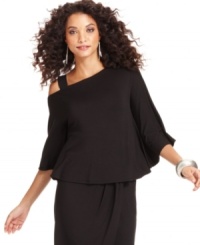 Create a chic, unfussy look with Cha Cha Vente's batwing-sleeve top. Paired with the matching skirt, it makes a dramatic statement. Create a chic, unfussy look with Cha Cha Vente's batwing-sleeve top. Paired with the matching skirt, it makes a dramatic statement.
