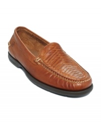 Relaxed comfort, sporty support and classic style all make these smooth leather loafers a smart choice for any guy's weekly rotation of casual men's shoes. Relaxed comfort, sporty support and classic style all make these smooth leather loafers a smart choice for any guy's weekly rotation of casual men's shoes.