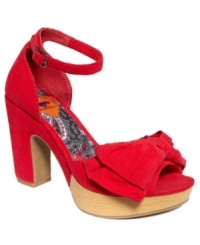 Between the chunky heel, the oversized bow, and the darling ankle strap on Rocket Dog's Antonie platform sandals, it's hard to tell which feature is cutest. Between the chunky heel, the oversized bow, and the darling ankle strap on Rocket Dog's Antonie platform sandals, it's hard to tell which feature is cutest.