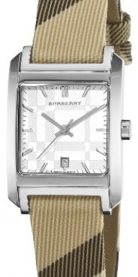 Burberry Women's BU1577 Nova Checked Plaid Checked Strap Watch