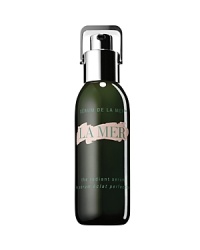 Skin's true beauty comes to light with The Radiant Serum, La Mer's latest skincare revelation. This exquisite seaborne treatment instantly illuminates skin as it visibly soothes, plumps, firms and creates a more even skin tone. Re-igniting skin's natural ability to reflect and transmit light, The Radiant Serum delivers radiance beyond compare. Skin's true beauty comes to light with The Radiant Serum, La Mer's latest skincare revelation. This exquisite seaborne treatment instantly illuminates skin as it visibly soothes, plumps, firms and creates a more even skin tone. Re-igniting skin's natural ability to reflect and transmit light, The Radiant Serum delivers radiance beyond compare.