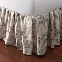 Graceful florals, jacquards and delicate embroidery in a romantic palette of soft silver, cream and blush are layered with a romantic chinoiserie duvet - backed with timeless houndstooth - for an elegant, unexpected twist. Graceful florals, jacquards and delicate embroidery in a romantic palette of soft silver, cream and blush are layered with a romantic chinoiserie duvet - backed with timeless houndstooth - for an elegant, unexpected twist.