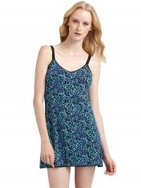 THE LOOKLeopard printLace-trimmed v-neckLace strapsLace-trimmed hemTHE FITAbout 30 from shoulder to hemTHE MATERIAL95% rayon/5% spandexCARE & ORIGINMachine washImported THE LOOKLeopard printLace-trimmed v-neckLace strapsLace-trimmed hemTHE FITAbout 30 from shoulder to hemTHE MATERIAL95% rayon/5% spandexCARE & ORIGINMachine washImported