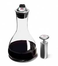Metrokane V1 World's First Vacuum Decanter Metrokane V1 World's First Vacuum Decanter