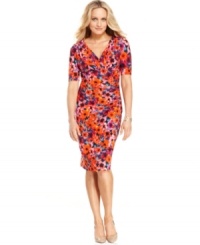 Evan Picone's bright floral print adds a cheerful effect to this beautifully fitted dress, made even more so by generous ruching at the sides. Evan Picone's bright floral print adds a cheerful effect to this beautifully fitted dress, made even more so by generous ruching at the sides.