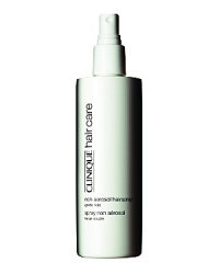 A fine, clear mist to give gentle, flexible control without stiffness or build-up. A fine, clear mist to give gentle, flexible control without stiffness or build-up.