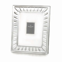 Inspired by Dublin's historical shopping district Grafton Street features classic pieces accented with architectural details. This frame holds one 5x7 photograph. Inspired by Dublin's historical shopping district Grafton Street features classic pieces accented with architectural details. This frame holds one 5x7 photograph.