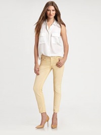 Tried-and-true skinnies in a featherweight twill with slight distressing and cropped-leg construction. THE FITSkinny fitRise, about 7½Inseam, about 24THE DETAILSZip flyFive-pocket styleBack patch pockets67% cotton/ 29% polyester/4% spandexMachine washMade in USA of imported fabricModel shown is 5'9 (175cm) wearing US size 26. Tried-and-true skinnies in a featherweight twill with slight distressing and cropped-leg construction. THE FITSkinny fitRise, about 7½Inseam, about 24THE DETAILSZip flyFive-pocket styleBack patch pockets67% cotton/ 29% polyester/4% spandexMachine washMade in USA of imported fabricModel shown is 5'9 (175cm) wearing US size 26.