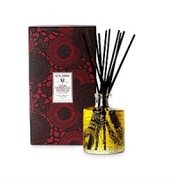 Voluspa's exquisite Goji & Tarocco collection blends ripe goji berries with tart tarocco orange and sweet mango for an exceptional fragrance that scents your home with lush, alluring elegance. Voluspa's exquisite Goji & Tarocco collection blends ripe goji berries with tart tarocco orange and sweet mango for an exceptional fragrance that scents your home with lush, alluring elegance.
