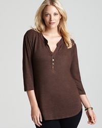 Embrace effortless style in a sumptuous Nation LTD Plus top, finished with a flattering v neckline and seasonless three-quarter sleeves. Embrace effortless style in a sumptuous Nation LTD Plus top, finished with a flattering v neckline and seasonless three-quarter sleeves.
