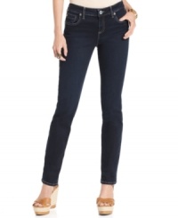 Get the skinniest fit in a comfy, stretchy fabric blend with Kut from the Kloth's essential Diana skinny jeans. Get the skinniest fit in a comfy, stretchy fabric blend with Kut from the Kloth's essential Diana skinny jeans.