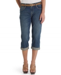 Levi's petite capris are the perfect piece to help transition you into spring! The cuffs come pre-rolled and are sewn up so they'll always be even. (Clearance) Levi's petite capris are the perfect piece to help transition you into spring! The cuffs come pre-rolled and are sewn up so they'll always be even. (Clearance)