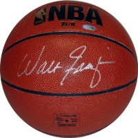 Steiner Sports NBA New York Knicks Walt Frazier I/O Basketball Steiner Sports NBA New York Knicks Walt Frazier I/O Basketball