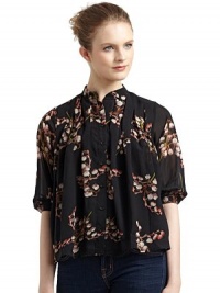 THE LOOKBlossom print on fine chiffonBox pleats at shouldersThree-quarter length sleevesFront buttonsCurved hemIncludes adjustable camisoleTHE FITAbout 23 from shoulder to hemTHE MATERIALPolyesterFully linedCARE & ORIGINDry cleanImportedModel shown is 5'11 (180cm) wearing US size Small.This item was originally available for purchase at Saks Fifth Avenue OFF 5TH stores. THE LOOKBlossom print on fine chiffonBox pleats at shouldersThree-quarter length sleevesFront buttonsCurved hemIncludes adjustable camisoleTHE FITAbout 23 from shoulder to hemTHE MATERIALPolyesterFully linedCARE & ORIGINDry cleanImportedModel shown is 5'11 (180cm) wearing US size Small.This item was originally available for purchase at Saks Fifth Avenue OFF 5TH stores.