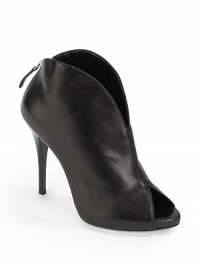 THE LOOKShapely leather upperOpen toeCurved collarBack zipperSynthetic heel, 4½(115mm)Concealed platform, ½(15mm)Compares to a 4 heel(100mm)THE MATERIALLeather upperLeather lining and soleORIGINMade in Italy THE LOOKShapely leather upperOpen toeCurved collarBack zipperSynthetic heel, 4½(115mm)Concealed platform, ½(15mm)Compares to a 4 heel(100mm)THE MATERIALLeather upperLeather lining and soleORIGINMade in Italy