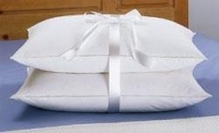 Standard Size White Goose Feather and Goose Down Pillows - Set of 2 Standard Size White Goose Feather and Goose Down Pillows - Set of 2