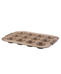 Cut out the middle man-the nonstick coating of this muffin pan makes baking liners and cups unnecessary, but still cleans up fast, letting baked on, caked on batter simply slide off. The carbon steel design provides an even, strong distribution of heat for a masterpiece finish. Limited lifetime warranty. Cut out the middle man-the nonstick coating of this muffin pan makes baking liners and cups unnecessary, but still cleans up fast, letting baked on, caked on batter simply slide off. The carbon steel design provides an even, strong distribution of heat for a masterpiece finish. Limited lifetime warranty.