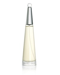 L'Eau d'Issey reveals the pure scent of water. Its sparkling fragrance, with its floral, fresh and woody notes, embodies timelessness and movement. L'Eau d'Issey reveals the pure scent of water. Its sparkling fragrance, with its floral, fresh and woody notes, embodies timelessness and movement.