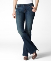 Go bold and show off your silhouette in Levi's classic bold curve bootcut jeans! The antiqued wash gives them a perfectly-worn-in look! Go bold and show off your silhouette in Levi's classic bold curve bootcut jeans! The antiqued wash gives them a perfectly-worn-in look!