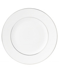 In 18th century England, Josiah Wedgwood, creator of the world famous Wedgwood ceramic ware, established a tradition of outstanding craftsmanship and artistry which continues today. The heirloom-quality Signet Platinum dinner plates are designed for formal entertaining, in pristine white bone china banded with polished platinum.