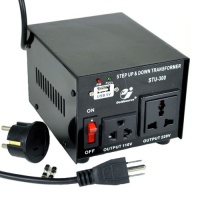 Goldsource STU-300 Step Up/Down Voltage Transformer Converter - AC 110/220 V - 300 Watt Goldsource STU-300 Step Up/Down Voltage Transformer Converter - AC 110/220 V - 300 Watt