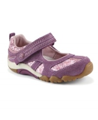 The SRT Cassidy proves you don't have to sacrifice style for comfort. Your baby can have the best of both worlds thanks to Sensory Response Technology in the footbed and outsole. Sensory pods allow her to feel and react to the ground beneath her while a self-molding footbed evenly disperses pressure. The SRT Cassidy proves you don't have to sacrifice style for comfort. Your baby can have the best of both worlds thanks to Sensory Response Technology in the footbed and outsole. Sensory pods allow her to feel and react to the ground beneath her while a self-molding footbed evenly disperses pressure.