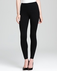 Sumptuous cashmere lends luxe appeal to your essential Magaschoni leggings for a truly decadent style treat. Sumptuous cashmere lends luxe appeal to your essential Magaschoni leggings for a truly decadent style treat.