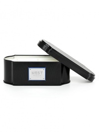 Blue hydrangea, hyacinth and forget-me-nots are blended with fresh green notes and a dew drop accord to create the aroma of a lush floral garden. Created with highly refined, cosmetic-grade wax that was developed over many years to optimize burn and fragrance diffusion. Once the wax has been consumed, the attractive container can be re-used to store your small keepsakes, mementos or household items. Made in USA. Blue hydrangea, hyacinth and forget-me-nots are blended with fresh green notes and a dew drop accord to create the aroma of a lush floral garden. Created with highly refined, cosmetic-grade wax that was developed over many years to optimize burn and fragrance diffusion. Once the wax has been consumed, the attractive container can be re-used to store your small keepsakes, mementos or household items. Made in USA.