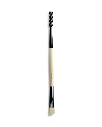 A small, dual-ended brush, ideal for maintaining eyebrow shape and blending color. Made of luxuriously soft boar hair.