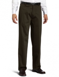 Dockers Men's Never Iron Essential Khaki D3 Classic Fit Flat Front Pant Dockers Men's Never Iron Essential Khaki D3 Classic Fit Flat Front Pant