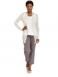 THE LOOKOpen weave designShawl collarOpen frontLong sleevesTHE FITAbout 33 from shoulder to hemTHE MATERIAL48% linen/37% viscose/15% nylonCARE & ORIGINHand washImportedModel shown is 5'9½ (176cm) wearing US size Small. THE LOOKOpen weave designShawl collarOpen frontLong sleevesTHE FITAbout 33 from shoulder to hemTHE MATERIAL48% linen/37% viscose/15% nylonCARE & ORIGINHand washImportedModel shown is 5'9½ (176cm) wearing US size Small.