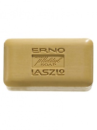 An emollient-rich, French-milled soap to keep skin moist and clean thoroughly without stripping. An emollient-rich, French-milled soap to keep skin moist and clean thoroughly without stripping.