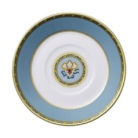 Taking cues from Oriental folklore this ornate dinnerware cuts an impressive figure. Designed with intricate details and rich hues it can be mixed and matched with Villeroy & Boch's Samarkand Mosaic dinnerware or used as a standalone. Taking cues from Oriental folklore this ornate dinnerware cuts an impressive figure. Designed with intricate details and rich hues it can be mixed and matched with Villeroy & Boch's Samarkand Mosaic dinnerware or used as a standalone.