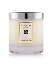 An everyday luxury that brings warmth to any environment. Infuses any room with the evocative fragrant blend of peach, plum and blackcurrant nectars and rich honey. Lid included. 7 oz. Burn time, approx. 34 hours An everyday luxury that brings warmth to any environment. Infuses any room with the evocative fragrant blend of peach, plum and blackcurrant nectars and rich honey. Lid included. 7 oz. Burn time, approx. 34 hours