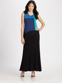 Perfect on its own or underneath a blazer, this colorblocked scoopneck has a contoured hem that hits below the hips. ScoopneckSleevelessContoured front hemLonger length hits below the hipsMicro modalDry cleanImportedModel shown is 5'9 (175cm) wearing US size Small. Perfect on its own or underneath a blazer, this colorblocked scoopneck has a contoured hem that hits below the hips. ScoopneckSleevelessContoured front hemLonger length hits below the hipsMicro modalDry cleanImportedModel shown is 5'9 (175cm) wearing US size Small.