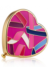 This irresistible collectible compact is an elegant way to show your support of Breast Cancer Awareness for women and men. Filled and refillable with Lucidity Translucent Pressed Powder, the Evelyn Lauder Dream Collection also helps raise awareness that early detection saves lives. In special honor of Evelyn Lauder, 100% of the suggested retail price of each Dream Compact sold will be donated to The Breast Cancer Research Foundation from August 2012 - June 2013. This irresistible collectible compact is an elegant way to show your support of Breast Cancer Awareness for women and men. Filled and refillable with Lucidity Translucent Pressed Powder, the Evelyn Lauder Dream Collection also helps raise awareness that early detection saves lives. In special honor of Evelyn Lauder, 100% of the suggested retail price of each Dream Compact sold will be donated to The Breast Cancer Research Foundation from August 2012 - June 2013.