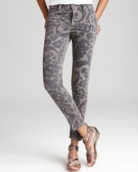 Fashioned in supple corduroy, these Citizens of Humanity skinny jeans are decorated in a pretty paisley print. Fashioned in supple corduroy, these Citizens of Humanity skinny jeans are decorated in a pretty paisley print.