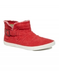 Stop waiting for the weekend. Pair the Hamlet booties by Blowfish with a pair of skinny jeans and casual cool style is all yours. Stop waiting for the weekend. Pair the Hamlet booties by Blowfish with a pair of skinny jeans and casual cool style is all yours.