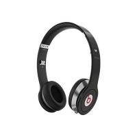 Beats by Dr. Dre Solo HD Black On-Ear Headphone from Monster (Old Version) Beats by Dr. Dre Solo HD Black On-Ear Headphone from Monster (Old Version)