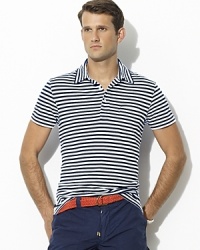 Crafted from supremely soft combed cotton jersey, the short-sleeved Hampton shirt features a thin, sleek stripe for modern polish. Crafted from supremely soft combed cotton jersey, the short-sleeved Hampton shirt features a thin, sleek stripe for modern polish.