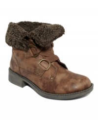 Cuffed up or down, Roxy's Cambridge faux-shearling booties are a great choice for winter's toughest days. Cuffed up or down, Roxy's Cambridge faux-shearling booties are a great choice for winter's toughest days.