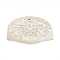 Le Creuset Enameled Cast-Iron 9-Inch Deluxe Round Trivet, Dune Le Creuset Enameled Cast-Iron 9-Inch Deluxe Round Trivet, Dune
