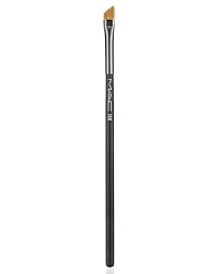 For creating sharp, precise lines. This brush has fibers which are carefully arranged to form a perfect angle. M.A.C professional brushes are hand-sculpted and assembled using the finest quality materials. They feature birch, linden and ramin wood handles, nickel-plated brass ferrules. For creating sharp, precise lines. This brush has fibers which are carefully arranged to form a perfect angle. M.A.C professional brushes are hand-sculpted and assembled using the finest quality materials. They feature birch, linden and ramin wood handles, nickel-plated brass ferrules.