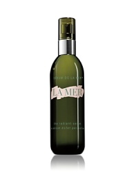 La Mer's potent serums penetrate the skin with signature seaborne ingredients and targeted daily benefits. Choose your transformation. La Mer's potent serums penetrate the skin with signature seaborne ingredients and targeted daily benefits. Choose your transformation.