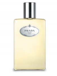This velvety perfumed bath and shower gel, with vitamin B5, cleanses and protects the skin, while making it luminous and smooth. 8.5 oz. This velvety perfumed bath and shower gel, with vitamin B5, cleanses and protects the skin, while making it luminous and smooth. 8.5 oz.