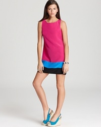 Work the color-block trend to perfection in this Akiko dress, cut in a '60s-inspired shift silhouette for a retro edge. Work the color-block trend to perfection in this Akiko dress, cut in a '60s-inspired shift silhouette for a retro edge.