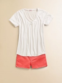 A little rough around the edges, this frayed pair of vivid shorts will take her from the classroom to the schoolyard in style.Button closureWaistband with belt loopsZip fly5-pocket styleFrayed hem96% cotton/4% spandexMachine washImported A little rough around the edges, this frayed pair of vivid shorts will take her from the classroom to the schoolyard in style.Button closureWaistband with belt loopsZip fly5-pocket styleFrayed hem96% cotton/4% spandexMachine washImported