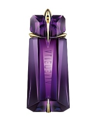 In a world where mystery and transformation preside, we find a renowned solar goddess, a celebrity in her own right revealing her feminine wiles and charming us with her radiant scent. She enters center stage, heading right for the spotlight in her new refillable size. This new precious stone will dress the body head to toe in the universe's most fragrant warmth and radiant light. In a world where mystery and transformation preside, we find a renowned solar goddess, a celebrity in her own right revealing her feminine wiles and charming us with her radiant scent. She enters center stage, heading right for the spotlight in her new refillable size. This new precious stone will dress the body head to toe in the universe's most fragrant warmth and radiant light.