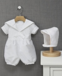 Set sail for the special day with this traditional sailor-style romper. Set sail for the special day with this traditional sailor-style romper.